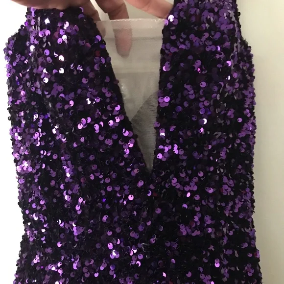 fitted lace wedding dress Purple Sequins V Neck Mermaid Long Prom Dresses with High Slit, Mermaid  Purple Sequins Formal Graduation Evening Dresses